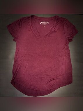 AEROPOSTALE Flowy Short Sleeve V-Neck